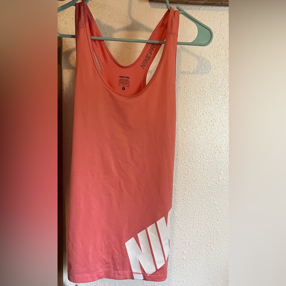 Nike tank